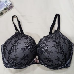 Victoria secret lace bombshell bra